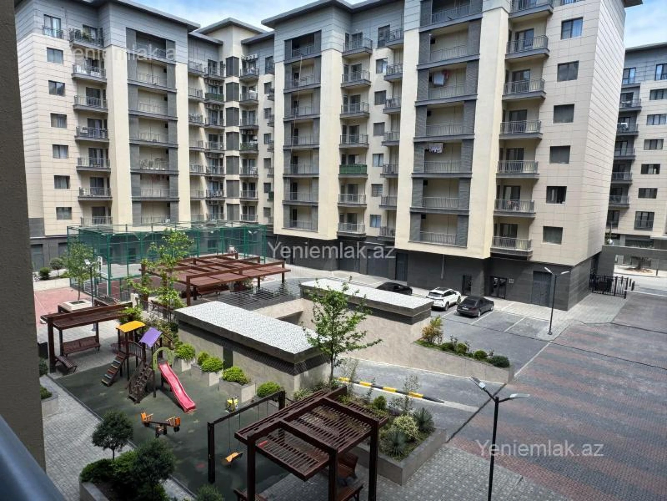 Satılır 3 otaqlı yeni tikili 140 m²