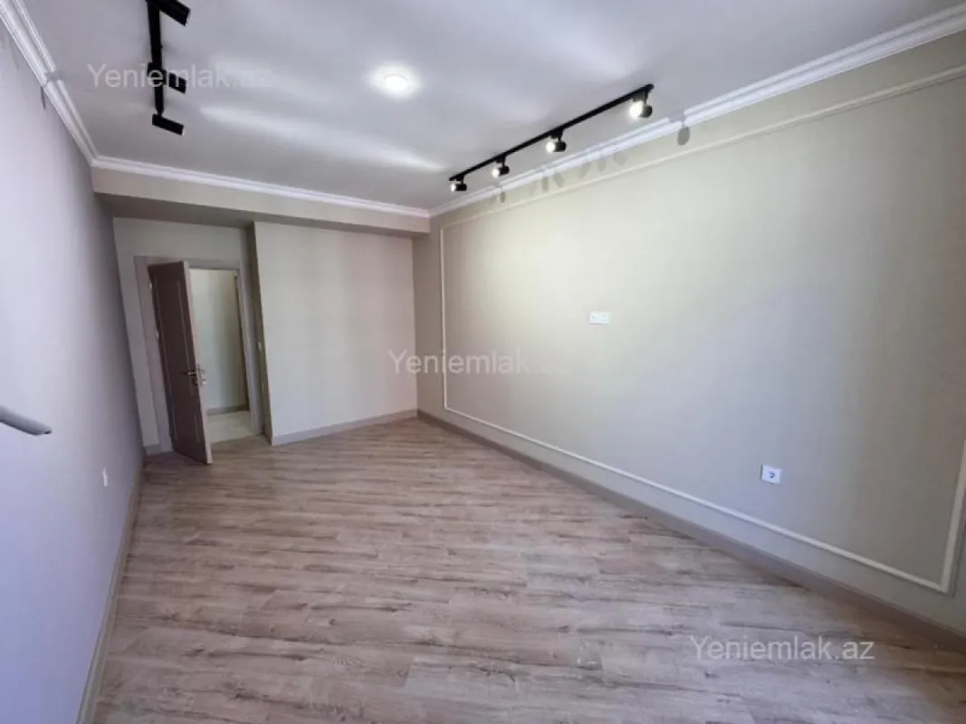 Satılır 2 otaqlı yeni tikili 68 m²