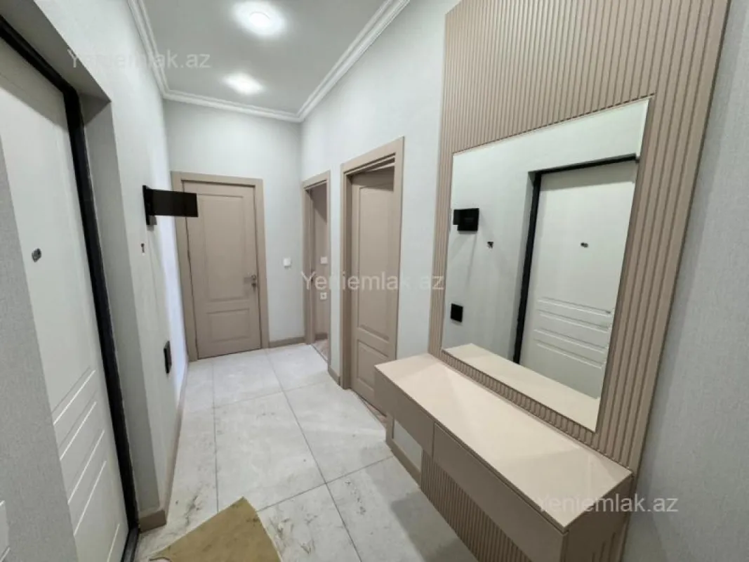 Satılır 2 otaqlı yeni tikili 68 m²