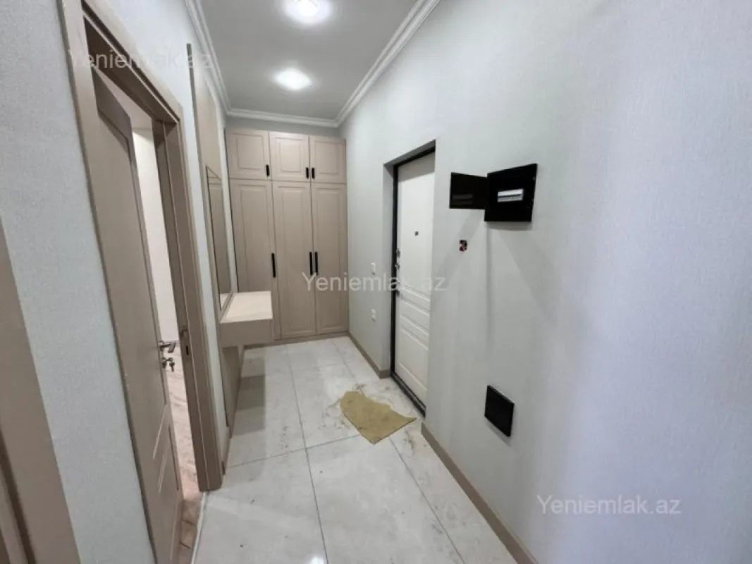 Satılır 2 otaqlı yeni tikili 68 m²