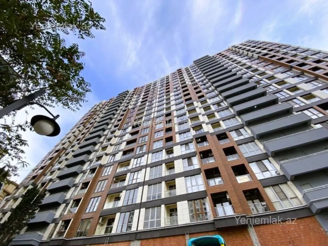 Satılır 2 otaqlı yeni tikili 55 m²