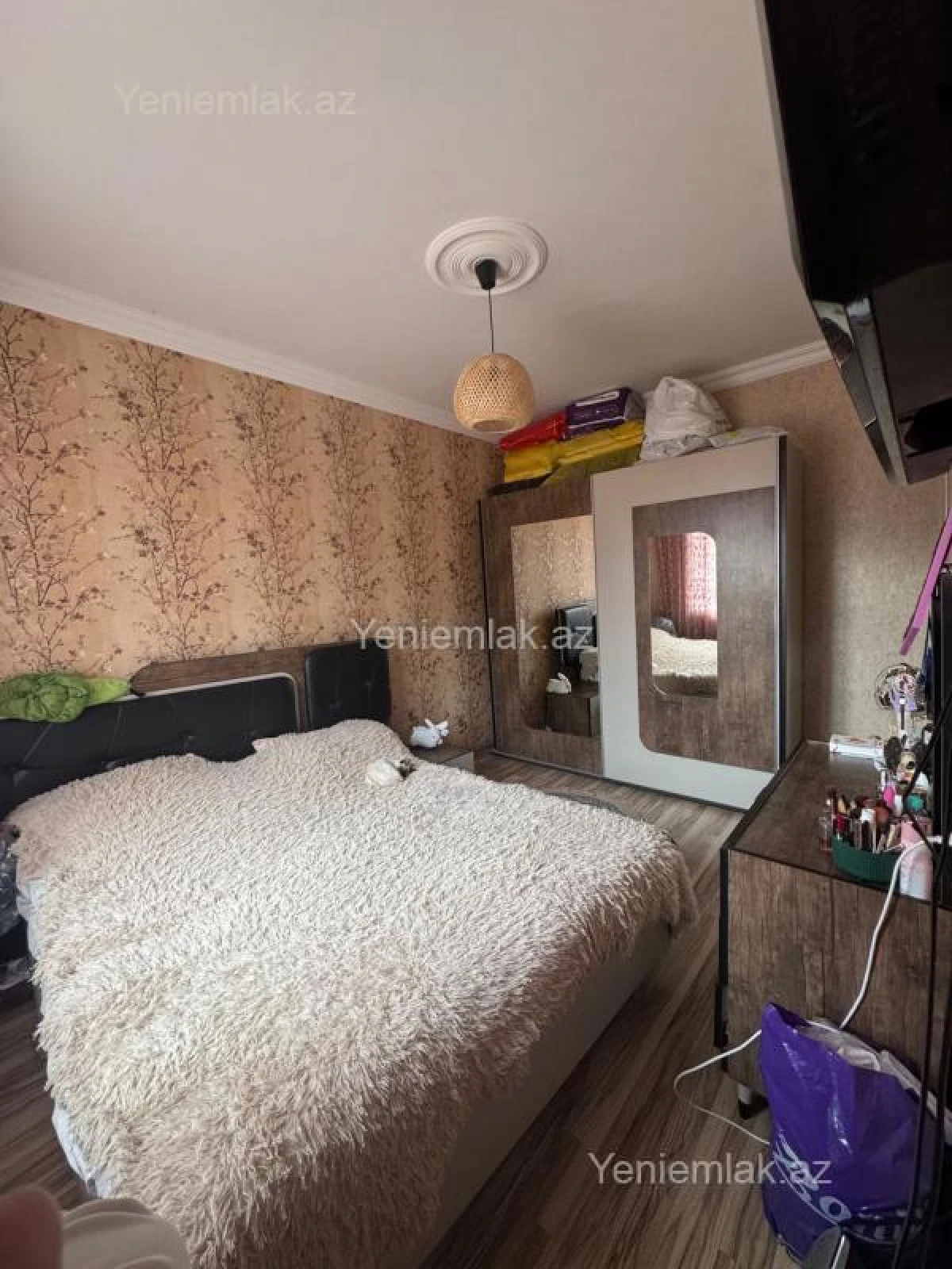 Satılır 3 otaqlı köhnə tikili 74 m²