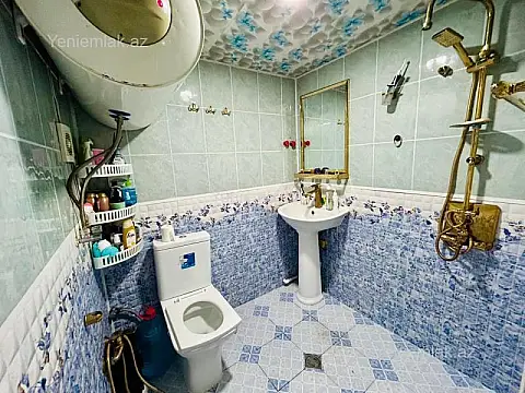 Satılır 3 otaqlı köhnə tikili 72 m²