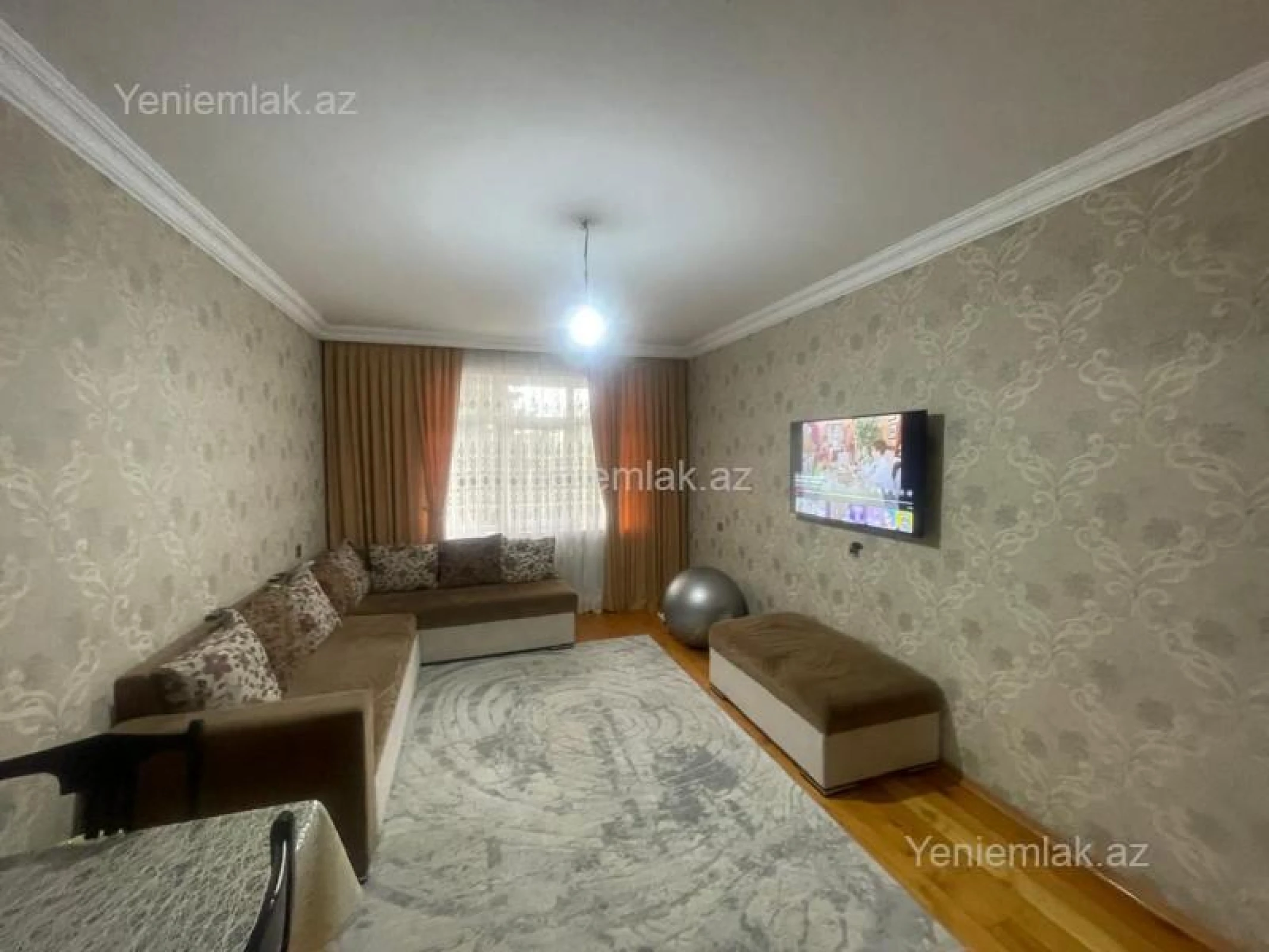 Satılır 3 otaqlı köhnə tikili 70 m²
