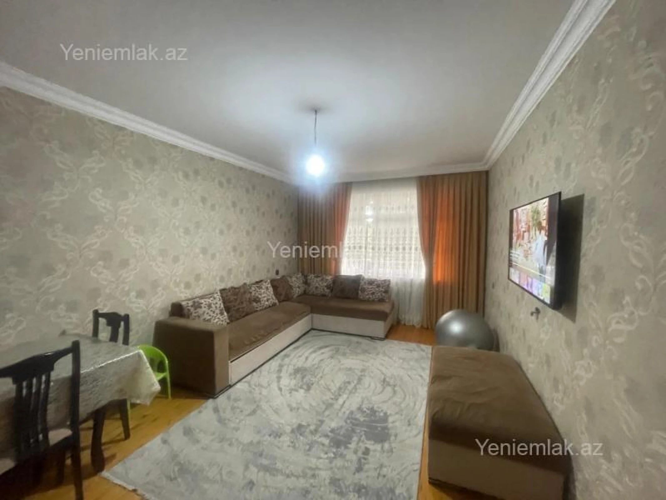 Satılır 3 otaqlı köhnə tikili 70 m²