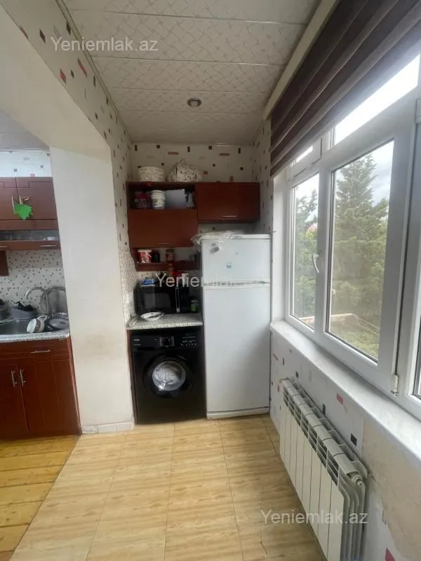 Satılır 3 otaqlı köhnə tikili 70 m²