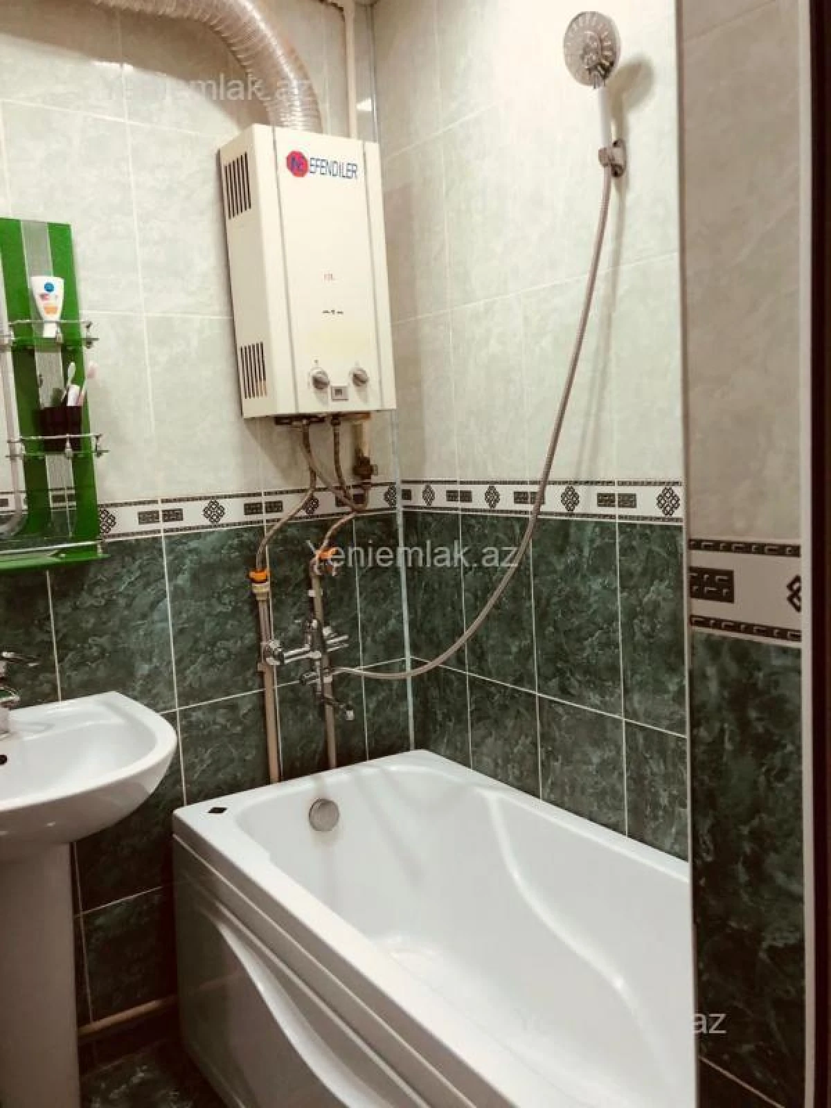 Satılır 3 otaqlı köhnə tikili 68 m²