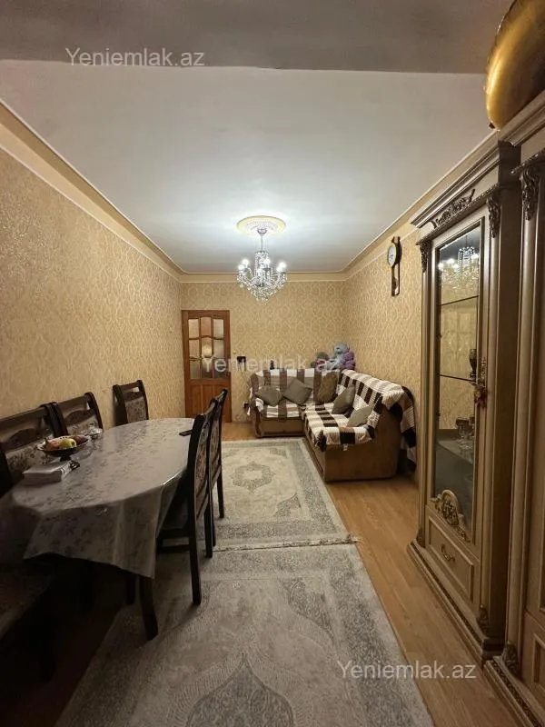 Satılır 2 otaqlı köhnə tikili 45 m²