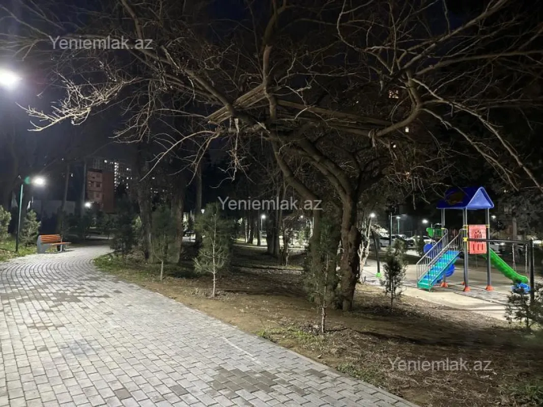 Satılır 2 otaqlı köhnə tikili 45 m²