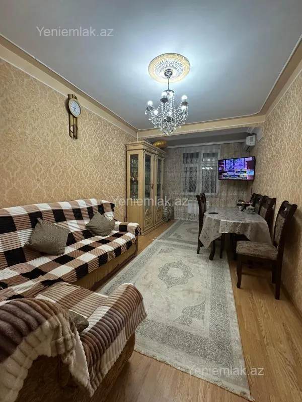 Satılır 2 otaqlı köhnə tikili 45 m²