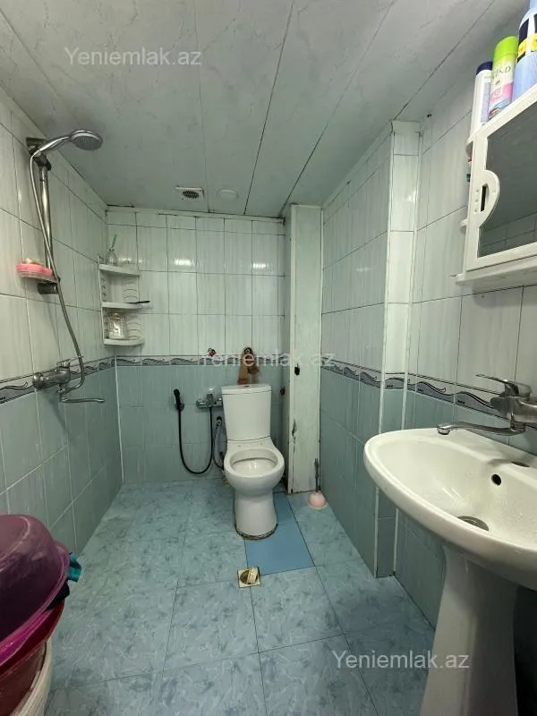 Satılır 2 otaqlı köhnə tikili 45 m²