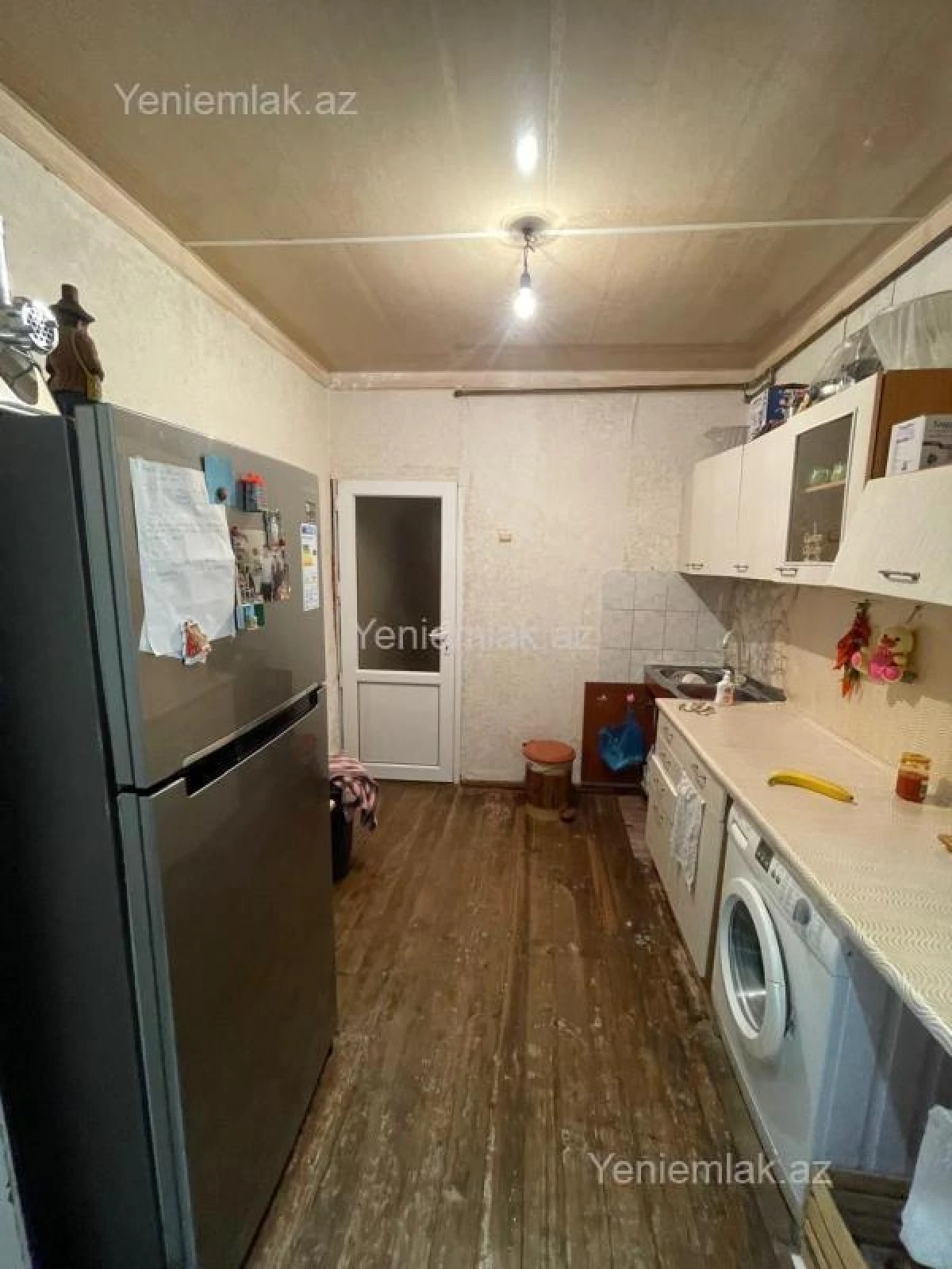 Satılır 4 otaqlı köhnə tikili 105 m²