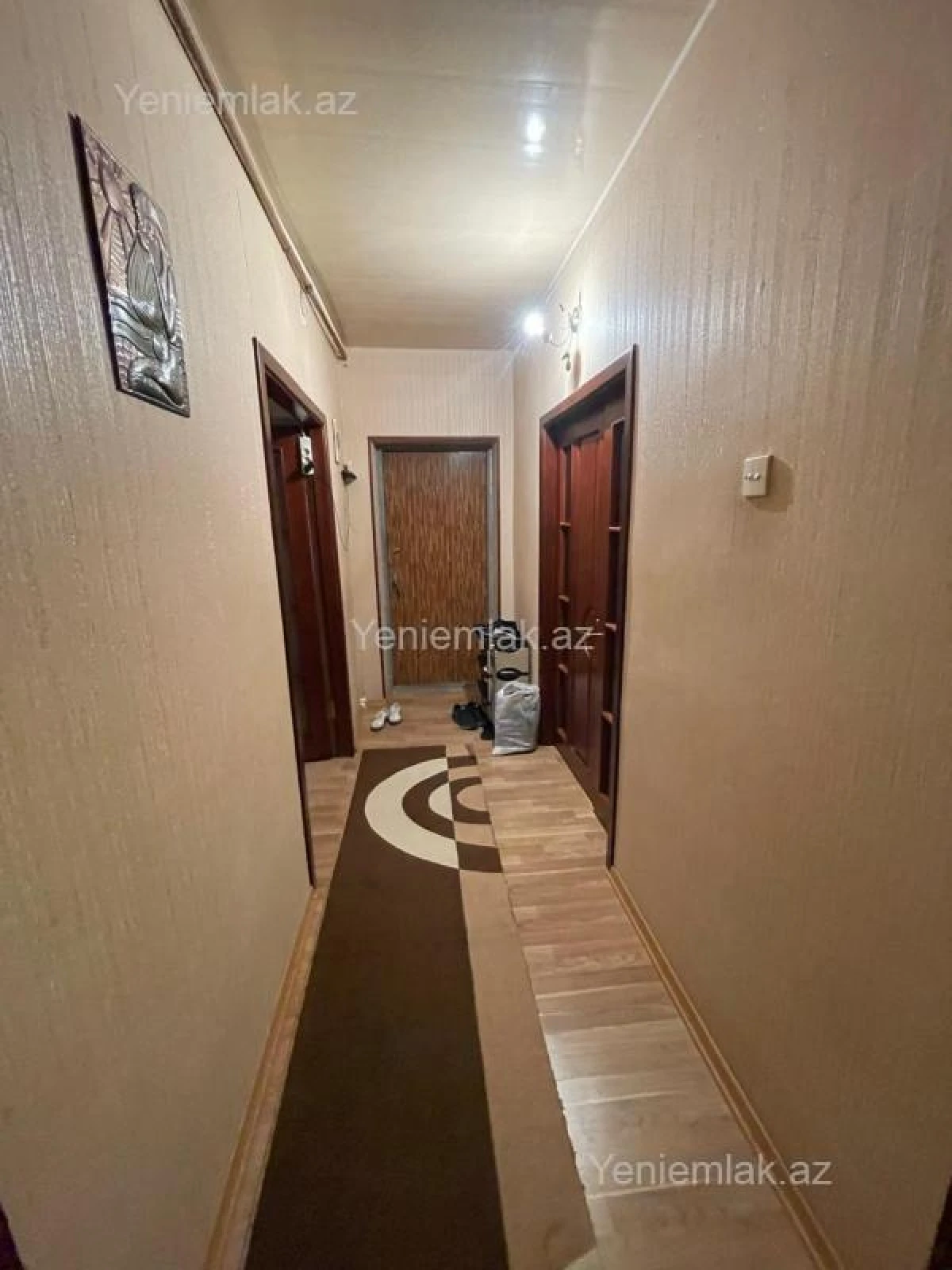 Satılır 4 otaqlı köhnə tikili 105 m²