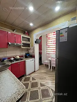 Satılır 5 otaqlı köhnə tikili 120 m²