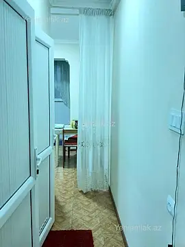 Satılır 2 otaqlı köhnə tikili 65 m²