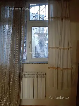 Satılır 2 otaqlı köhnə tikili 65 m²