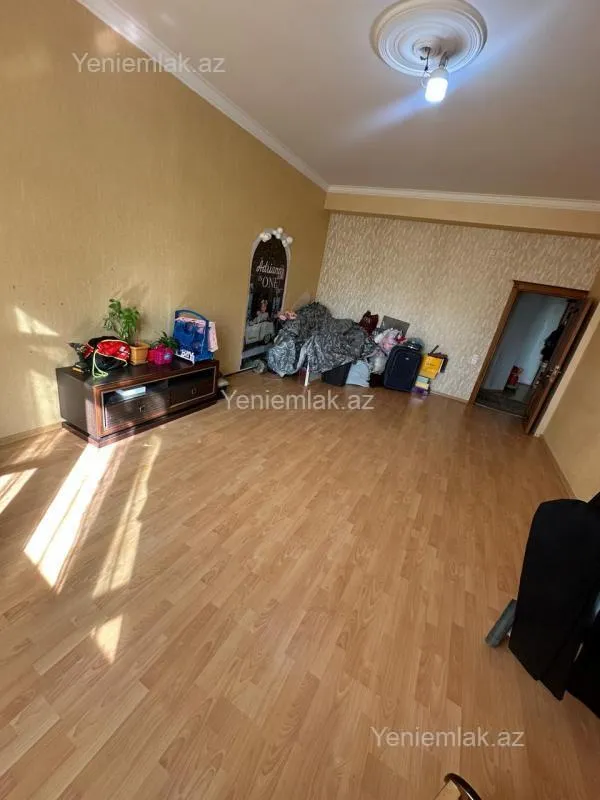 Satılır 3 otaqlı yeni tikili 145 m²