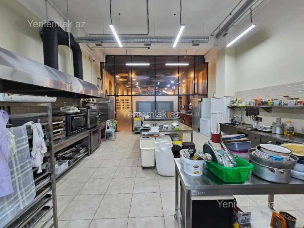 Satılır 1 otaqlı obyekt 141 m²