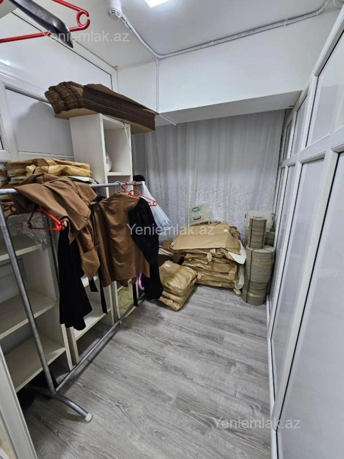 Satılır 1 otaqlı obyekt 141 m²