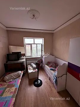 Satılır 3 otaqlı köhnə tikili 72 m²