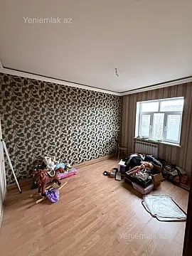 Satılır 3 otaqlı köhnə tikili 72 m²
