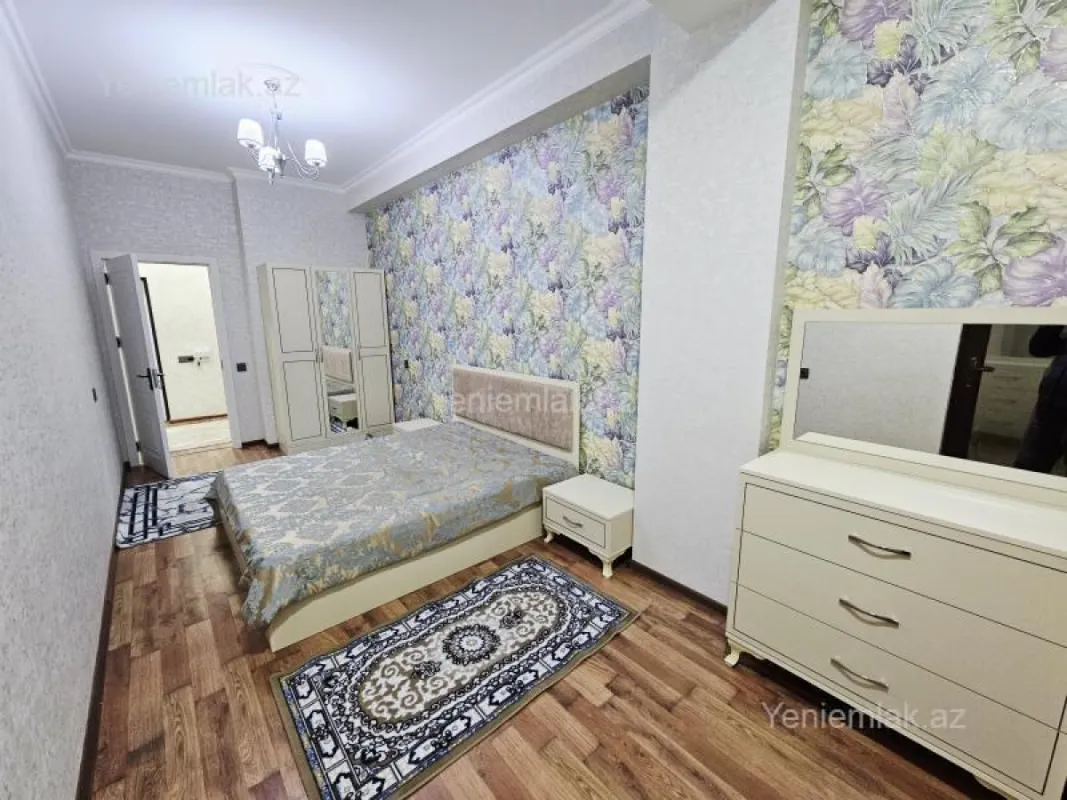 Satılır 3 otaqlı yeni tikili 72 m²