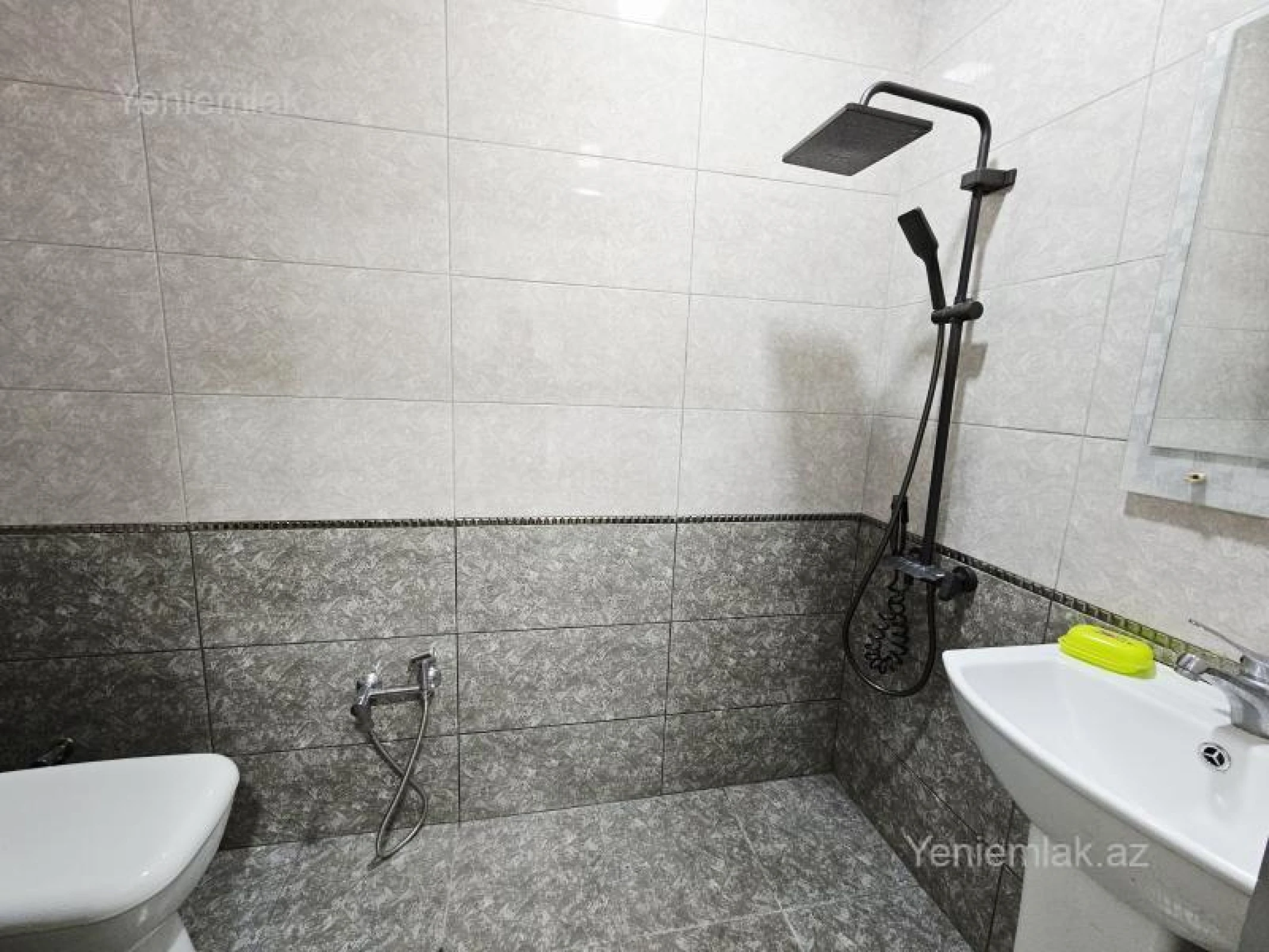 Satılır 3 otaqlı yeni tikili 72 m²