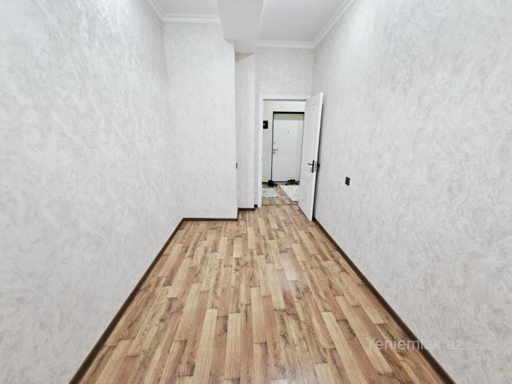 Satılır 3 otaqlı yeni tikili 72 m²