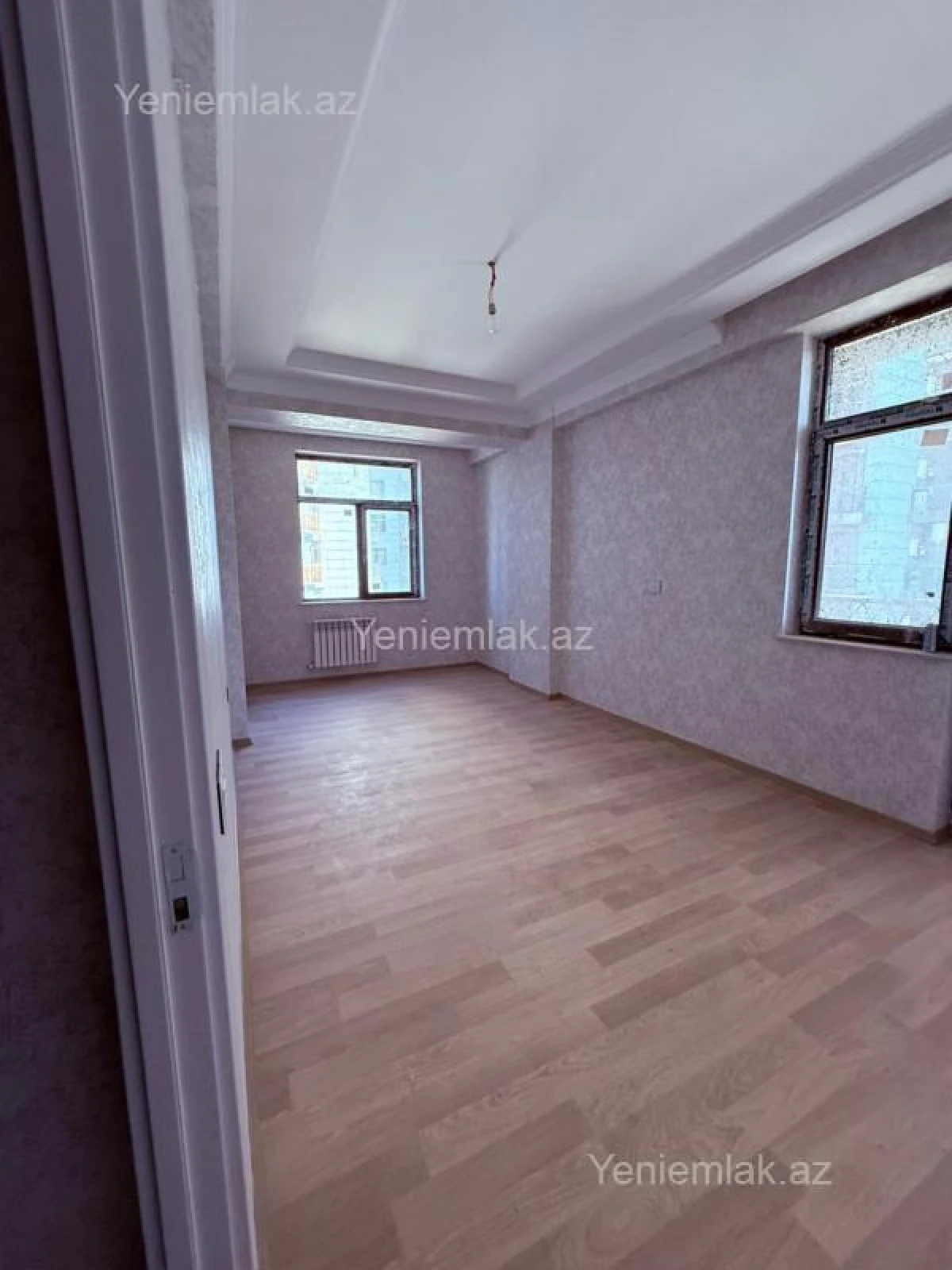 Satılır 3 otaqlı yeni tikili 130 m²