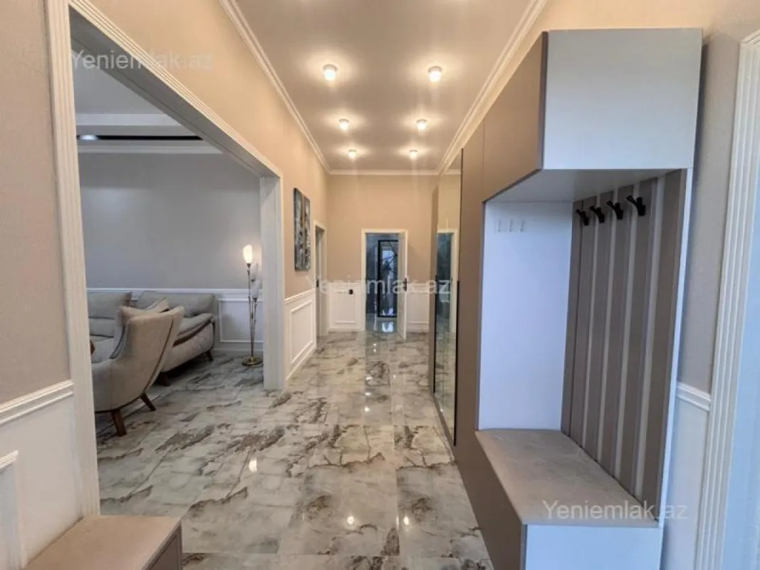 Satılır 4 otaqlı həyət evi 150 m²