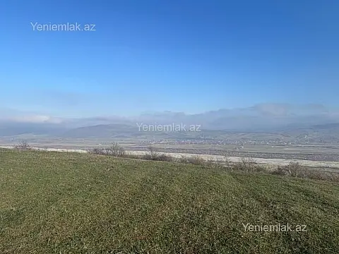 Satılır torpaq sahəsi — Quba