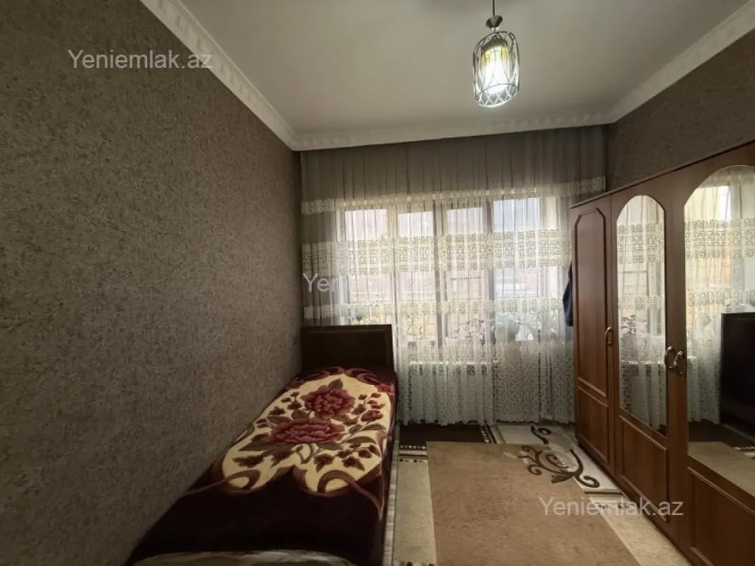 Satılır 4 otaqlı həyət evi 90 m²