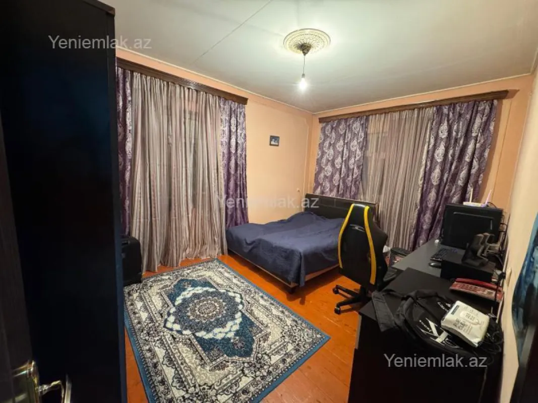 Satılır 3 otaqlı həyət evi 100 m²