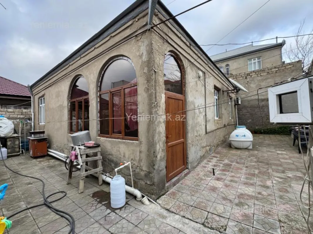 Satılır 3 otaqlı həyət evi 100 m²