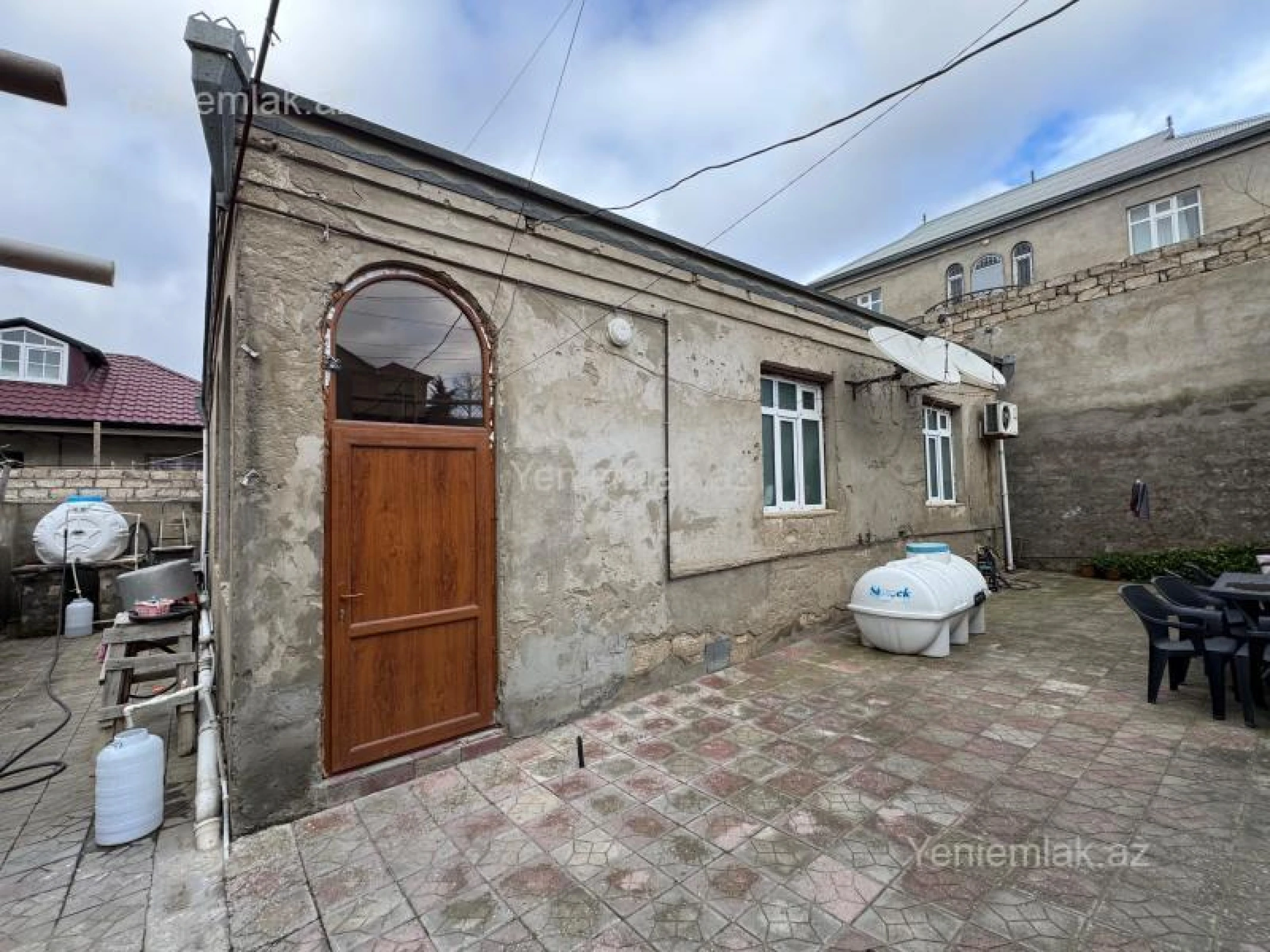 Satılır 3 otaqlı həyət evi 100 m²