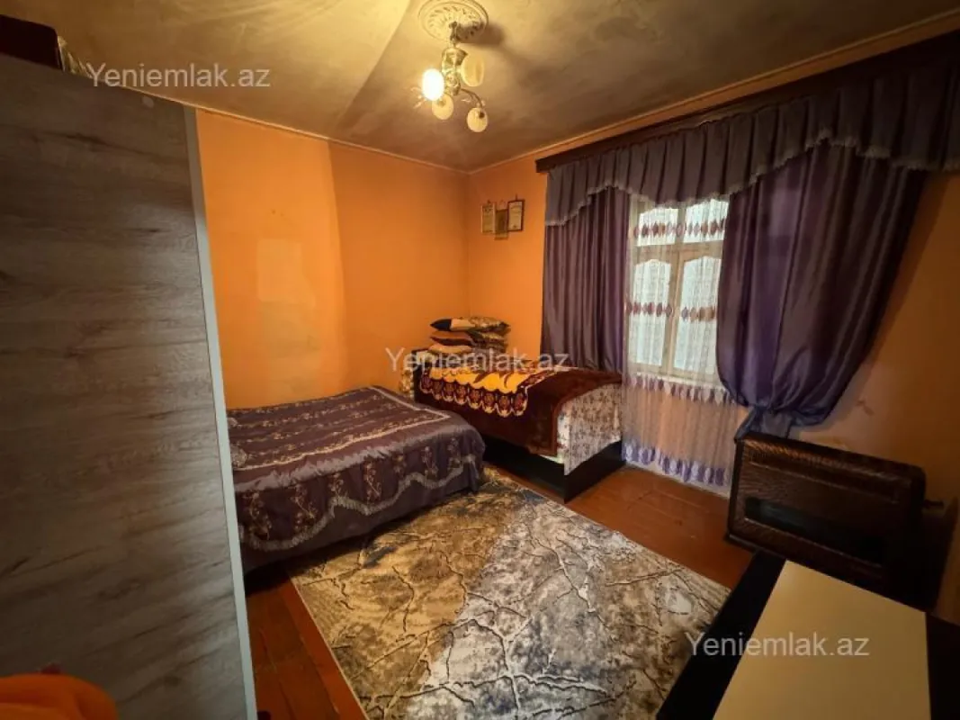 Satılır 3 otaqlı həyət evi 100 m²