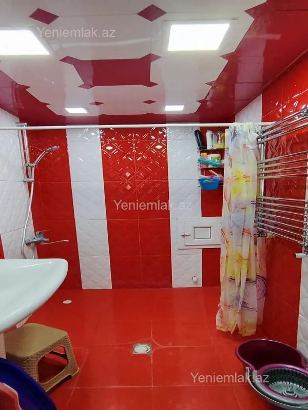 Satılır 4 otaqlı yeni tikili 128 m²