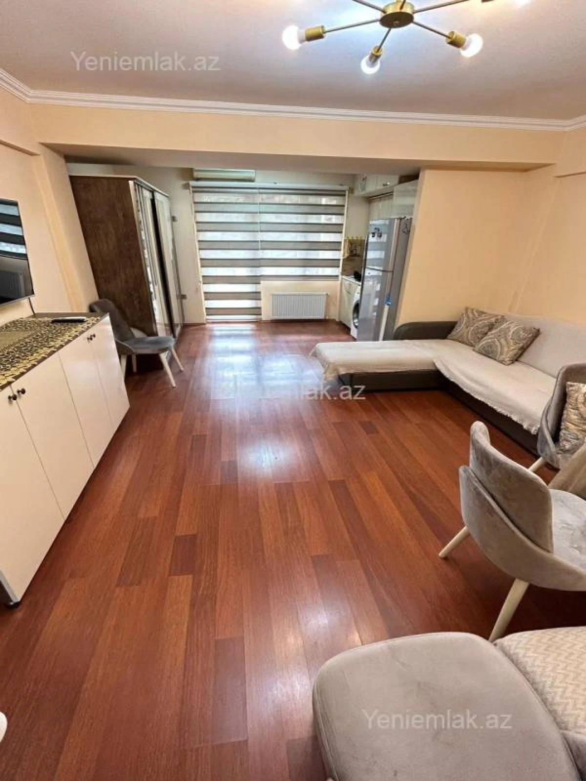 Satılır 1 otaqlı köhnə tikili 36 m²