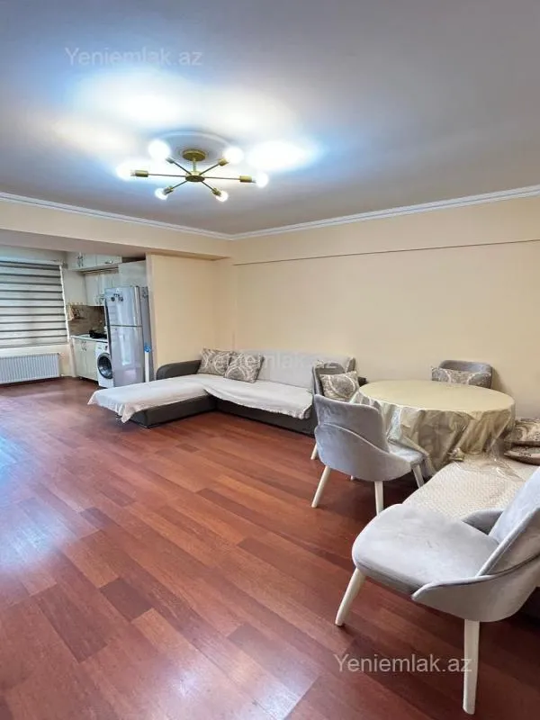 Satılır 1 otaqlı köhnə tikili 36 m²