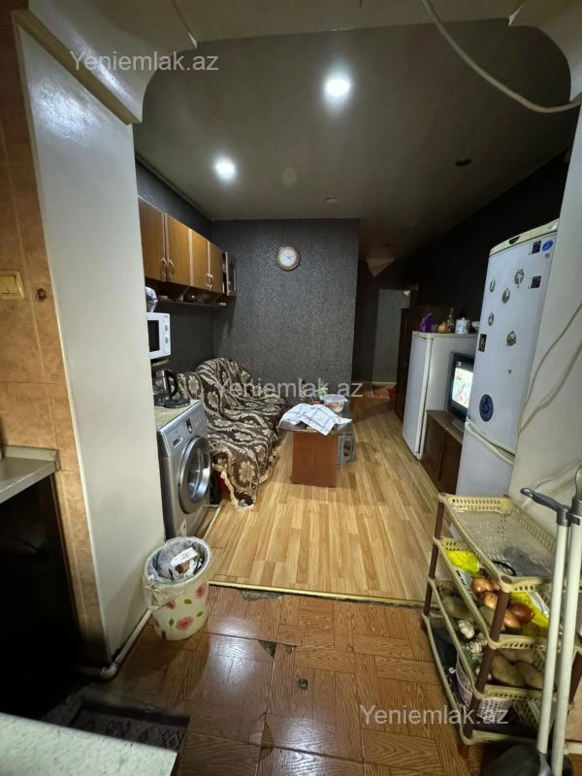 Satılır 3 otaqlı köhnə tikili 70 m²