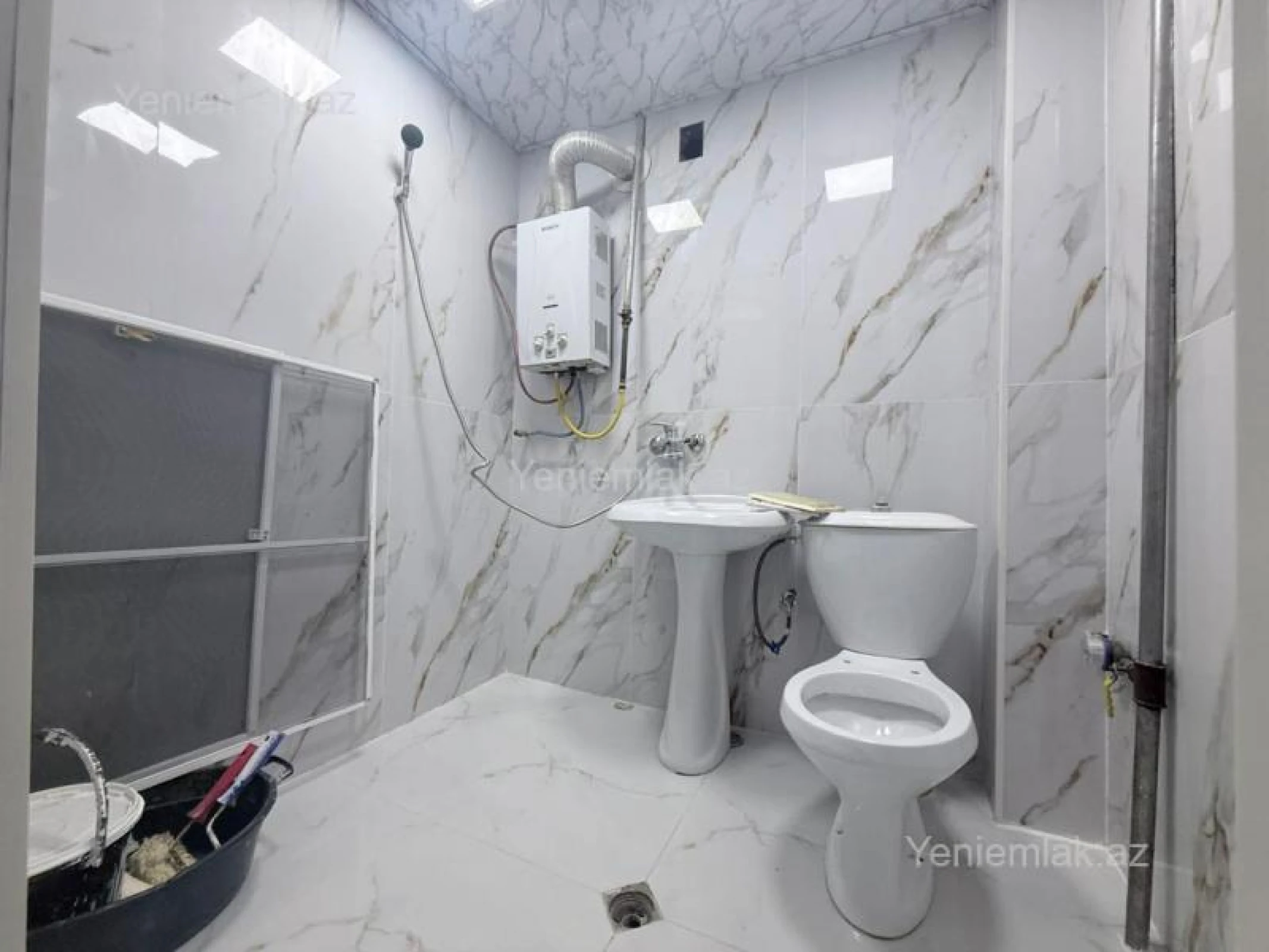 Satılır 2 otaqlı köhnə tikili 50 m²