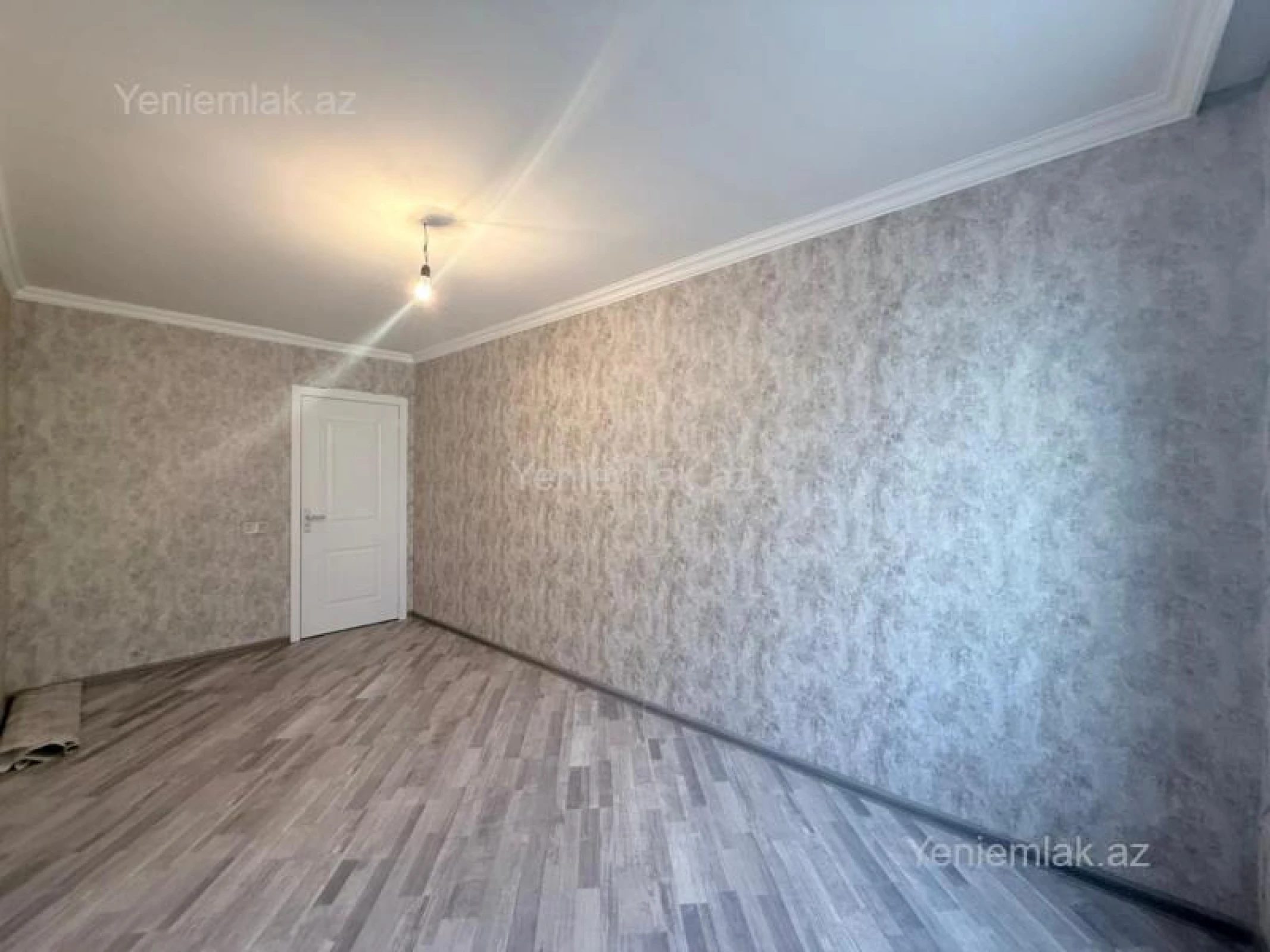 Satılır 2 otaqlı köhnə tikili 50 m²