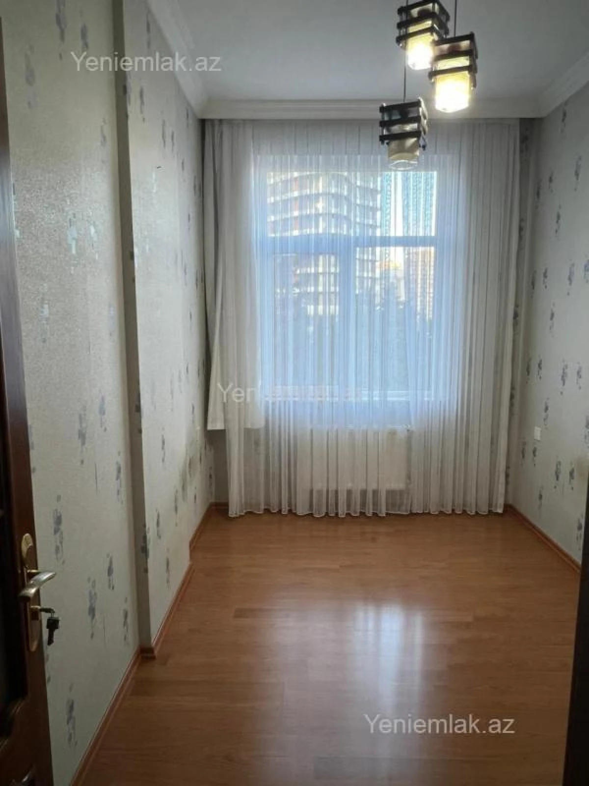 Satılır 3 otaqlı yeni tikili 107 m²
