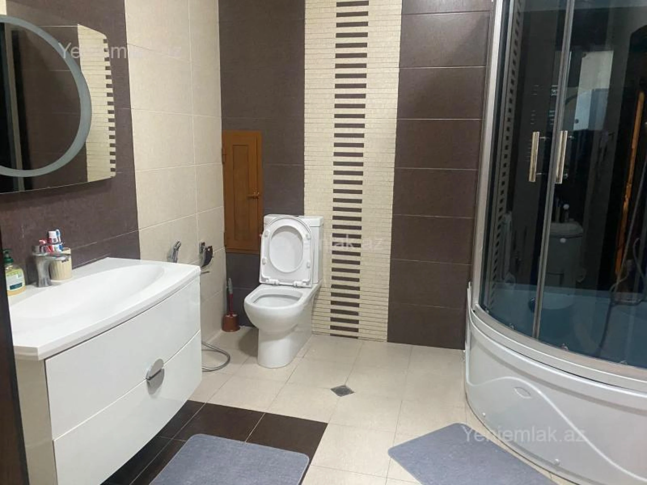 Satılır 2 otaqlı yeni tikili 117 m²