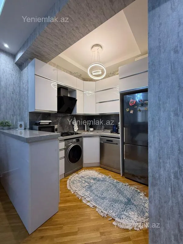 Satılır 2 otaqlı yeni tikili 56 m²
