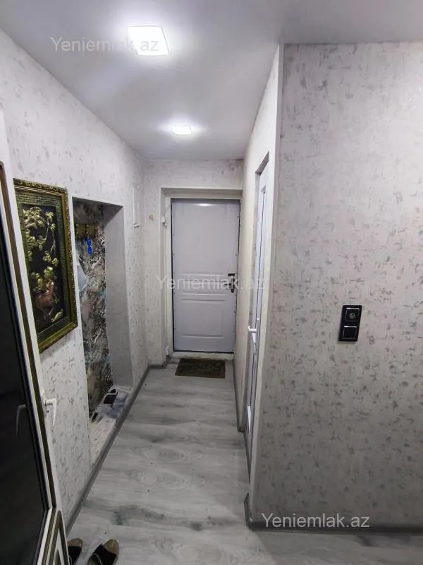 Satılır 1 otaqlı köhnə tikili 30 m²