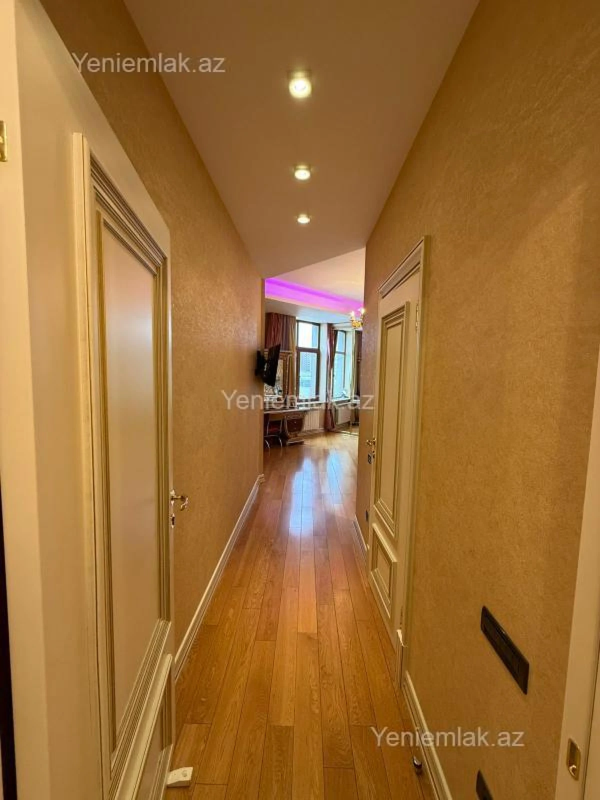 Satılır 4 otaqlı yeni tikili 234 m²