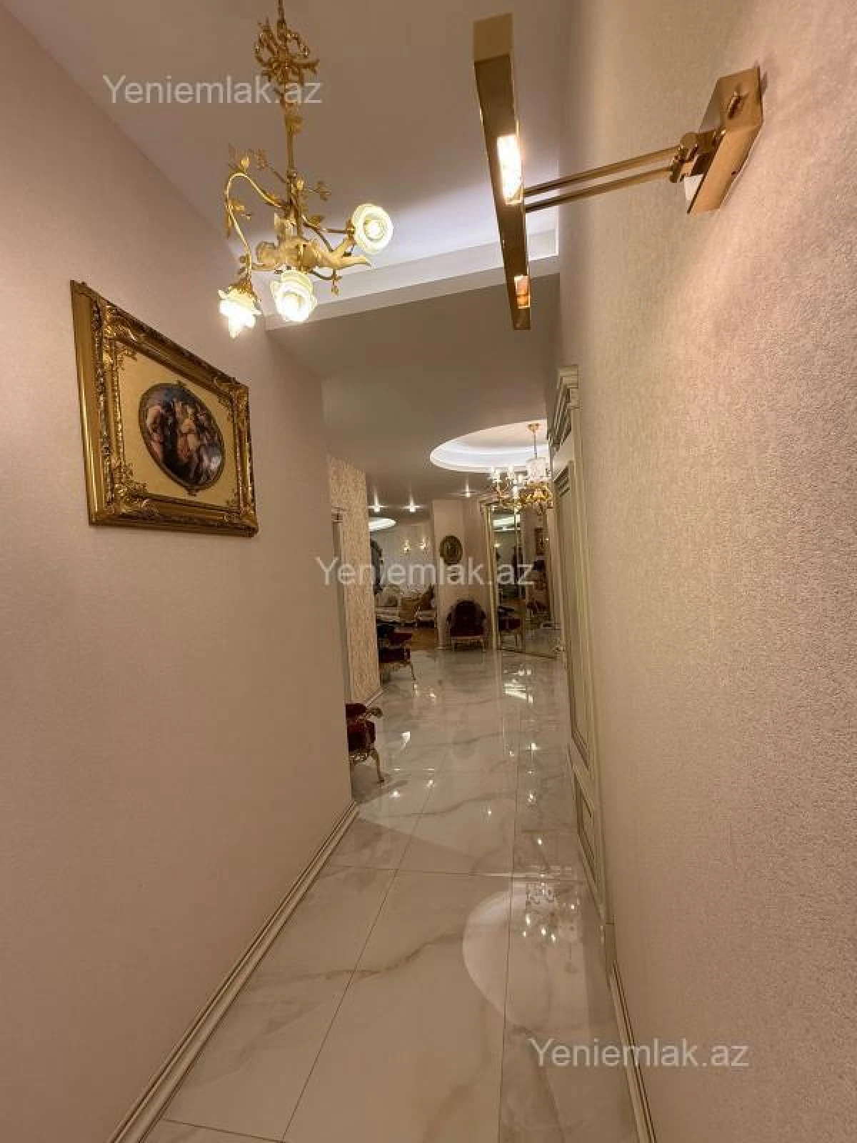 Satılır 4 otaqlı yeni tikili 234 m²