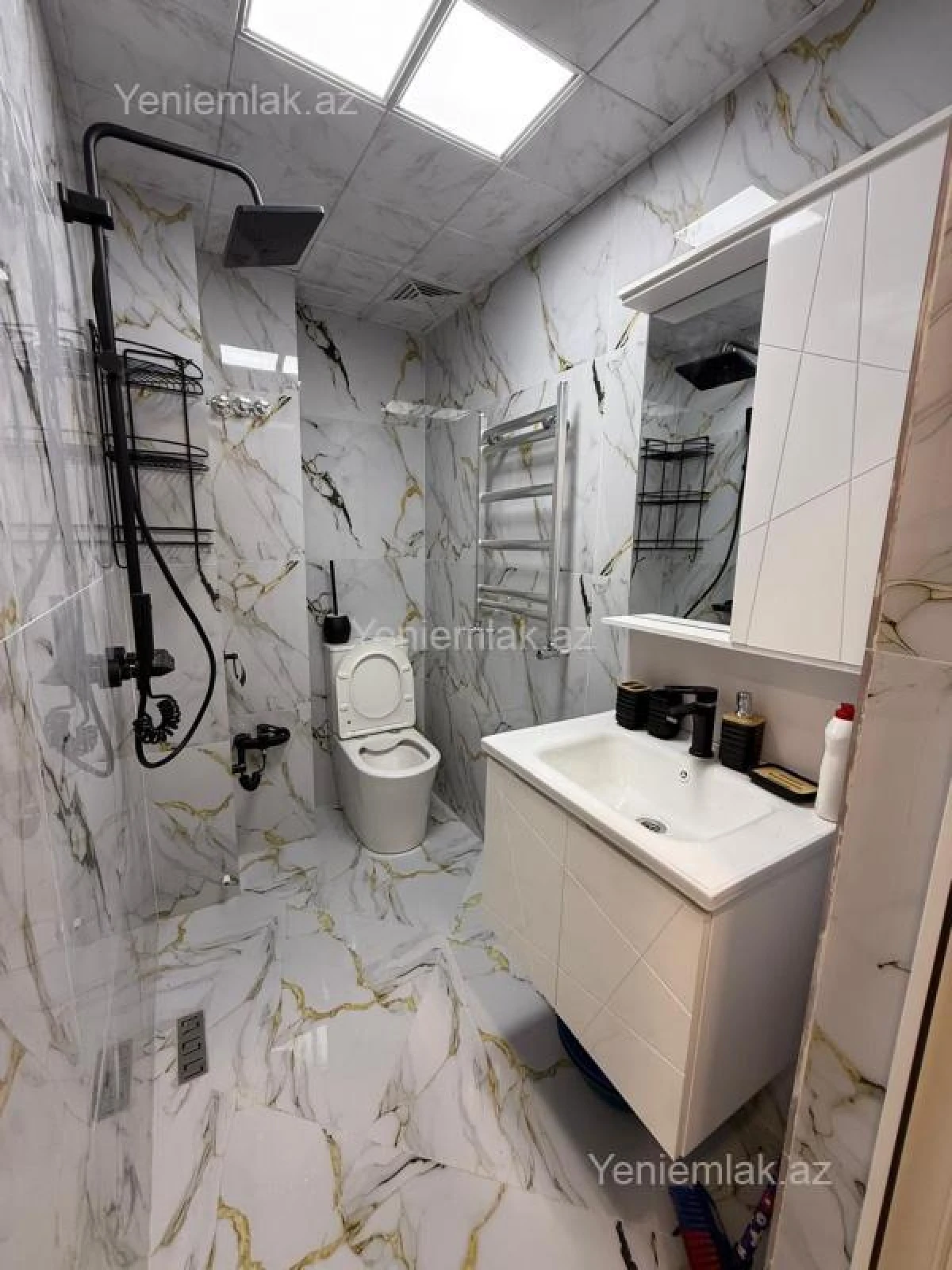 Satılır 2 otaqlı köhnə tikili 45 m²