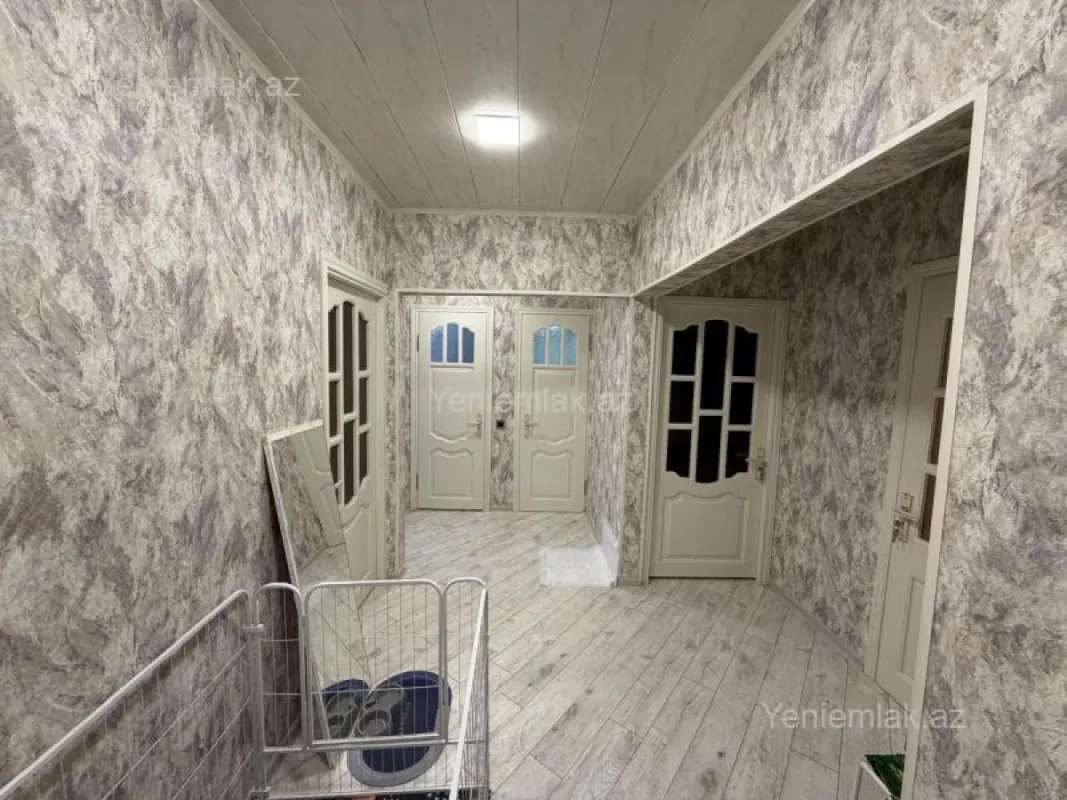Kirayə verilir 4 otaqlı köhnə tikili 80 m²